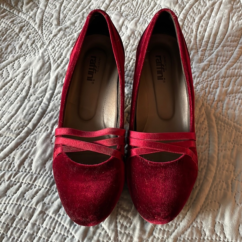 Fair Umberto Raffini Ruby Velvet heels size 39